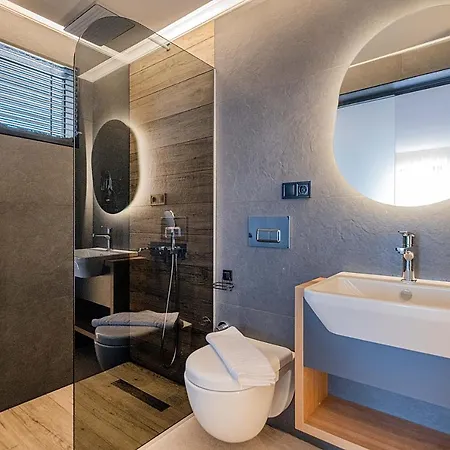 Βίλα Luxurylifevillas 1-2-3-4 *