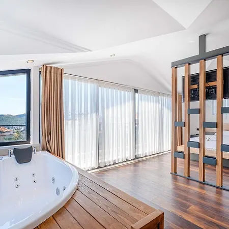 Luxurylifevillas 1-2-3-4 *