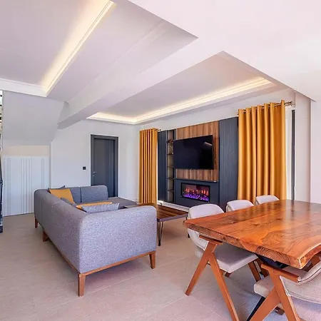 Luxurylifevillas 1-2-3-4 فيلة