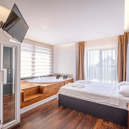 וילה Luxurylifevillas 1-2-3-4